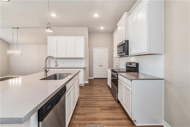 3185 Normandy, Bryan, TX 77808