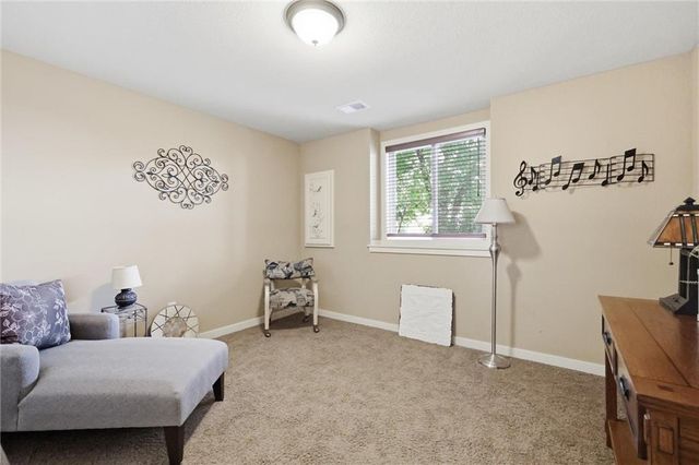 7817 W 158th Place, Overland Park, KS 66223