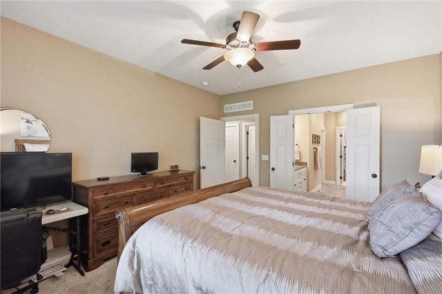 7817 W 158th Place, Overland Park, KS 66223