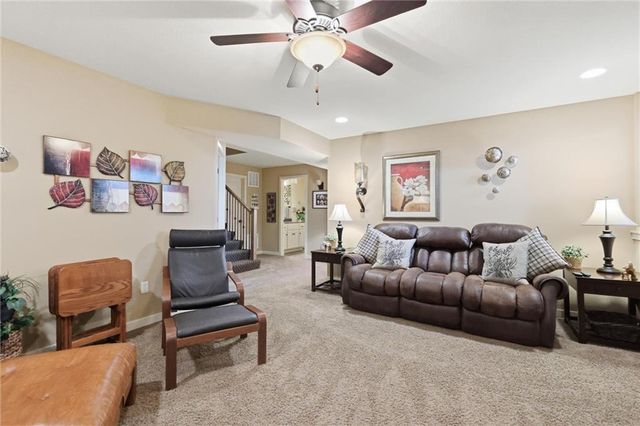 7817 W 158th Place, Overland Park, KS 66223