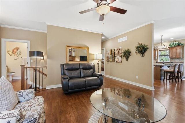 7817 W 158th Place, Overland Park, KS 66223