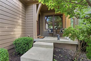 7817 W 158th Place, Overland Park, KS 66223