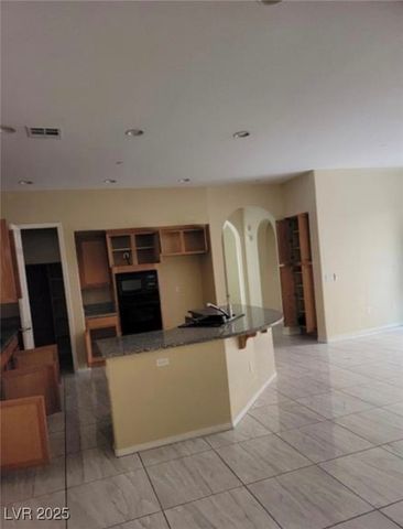 7711 Windy Meadow Avenue, Las Vegas, NV 89178