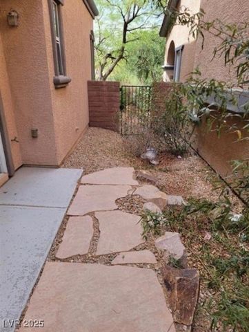 7711 Windy Meadow Avenue, Las Vegas, NV 89178