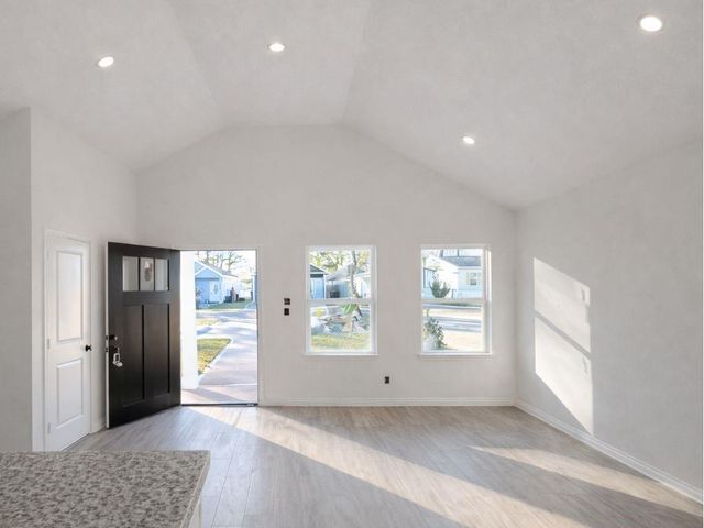 821 Palmdate, Montgomery, TX 77316