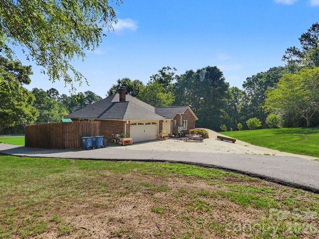 8301 Mooresville Road, Concord, NC 28027