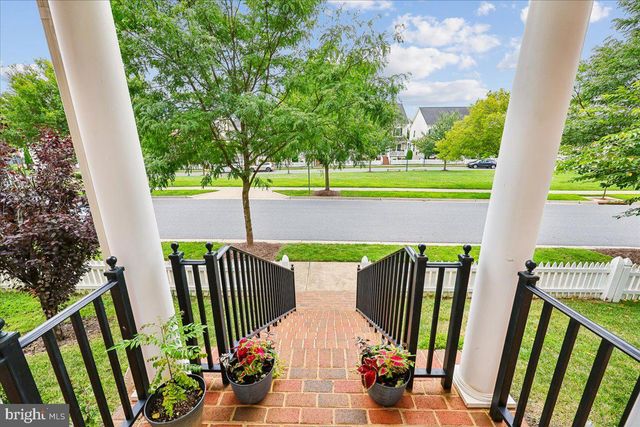 11805 GREY SQUIRREL ST, Clarksburg, MD 20871
