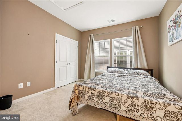 11805 GREY SQUIRREL ST, Clarksburg, MD 20871