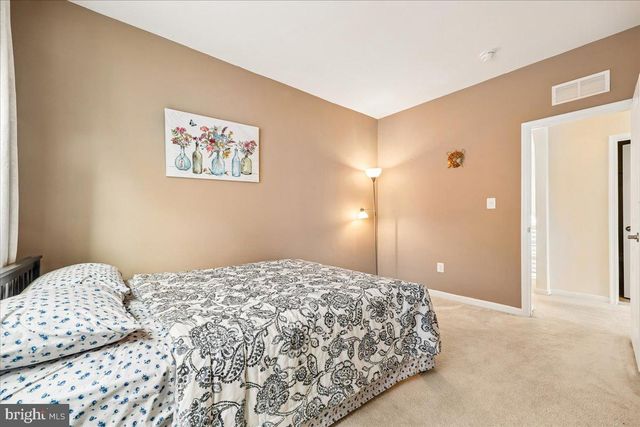 11805 GREY SQUIRREL ST, Clarksburg, MD 20871