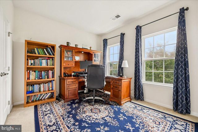 11805 GREY SQUIRREL ST, Clarksburg, MD 20871