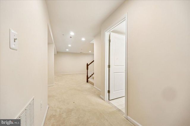 11805 GREY SQUIRREL ST, Clarksburg, MD 20871