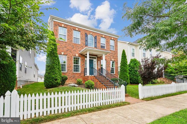 11805 GREY SQUIRREL ST, Clarksburg, MD 20871
