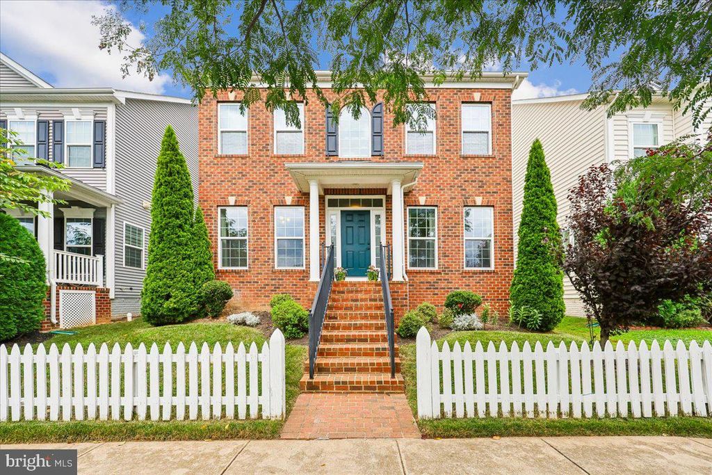 11805 GREY SQUIRREL ST, Clarksburg, MD 20871