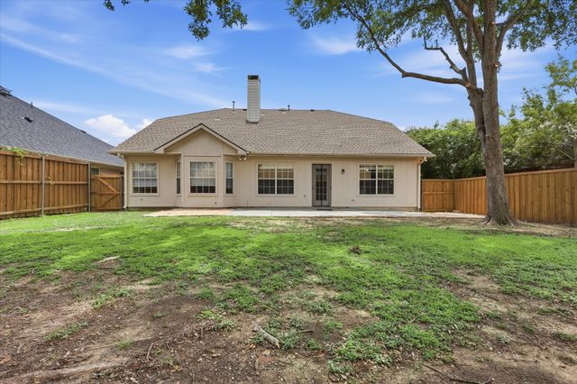 105 Dorsett Drive, Irving, TX 75063
