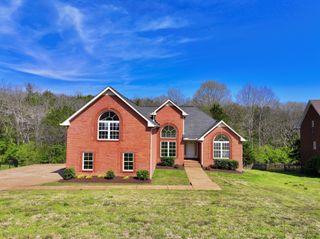 110 Koleberg Trl, Hendersonville, TN 37075