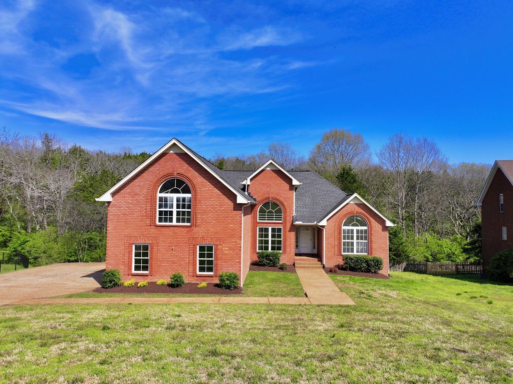 110 Koleberg Trl, Hendersonville, TN 37075