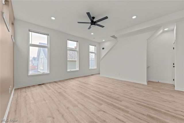 1922 W 47th Avenue, Cleveland, OH 44102