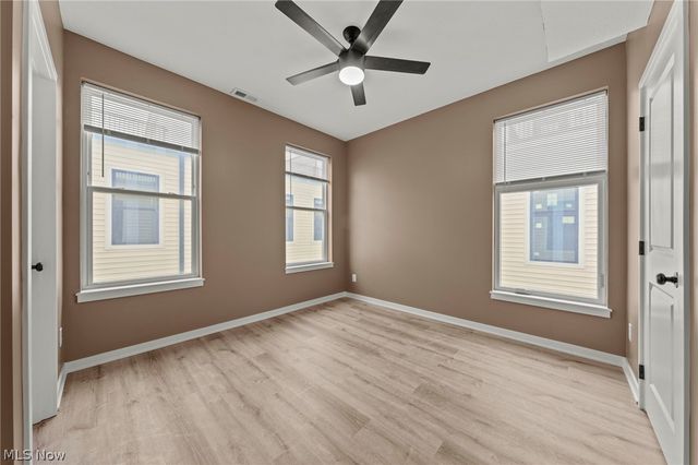 1922 W 47th Avenue, Cleveland, OH 44102