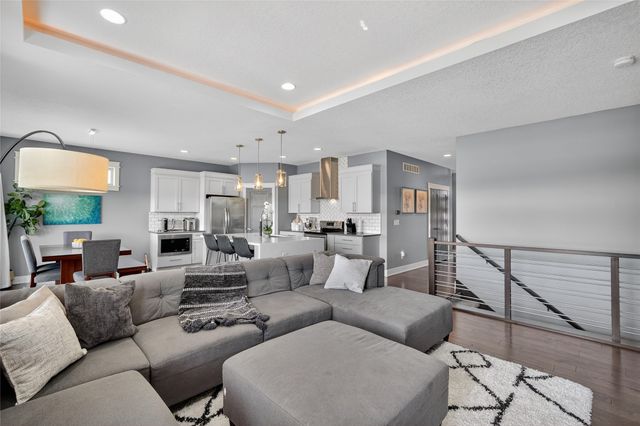 340 NE Hawk Circle, Waukee, IA 50263