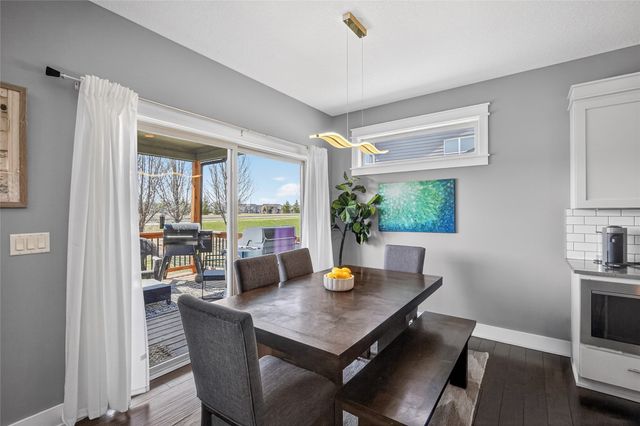 340 NE Hawk Circle, Waukee, IA 50263