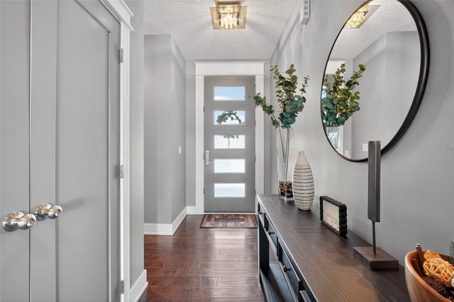 340 NE Hawk Circle, Waukee, IA 50263