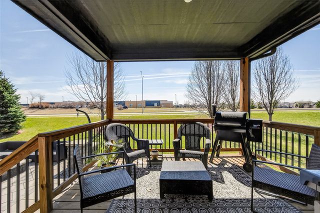 340 NE Hawk Circle, Waukee, IA 50263