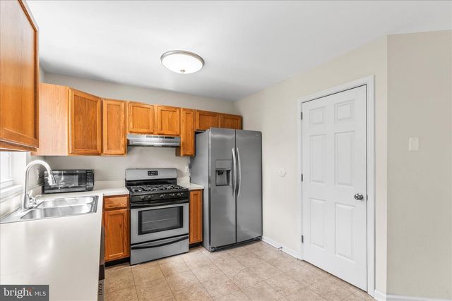 5 OXWOOD CIR, New Oxford, PA 17350