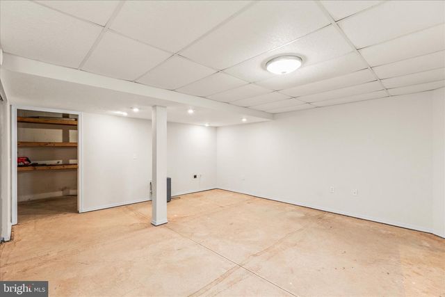 5 OXWOOD CIR, New Oxford, PA 17350