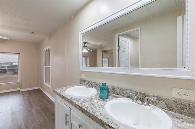 2027 N Kelly Street N, Mission, TX 78572
