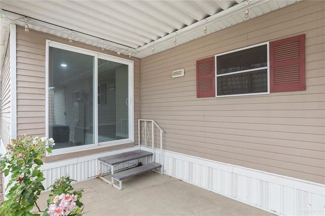 2027 N Kelly Street N, Mission, TX 78572