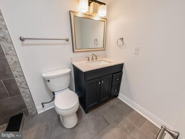 395 VALIANT CIR, Glen Burnie, MD 21061