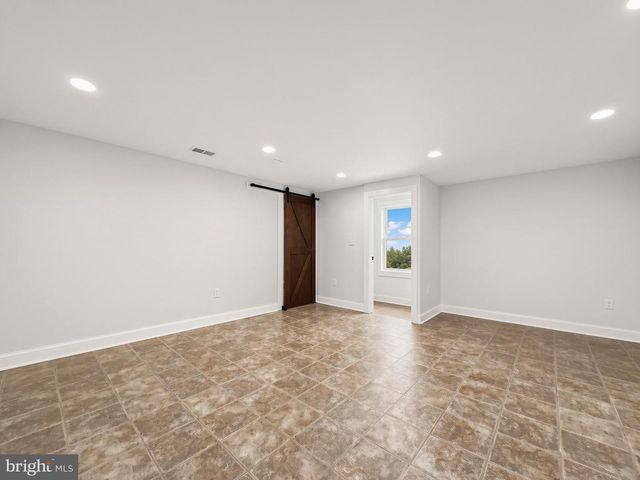 395 VALIANT CIR, Glen Burnie, MD 21061