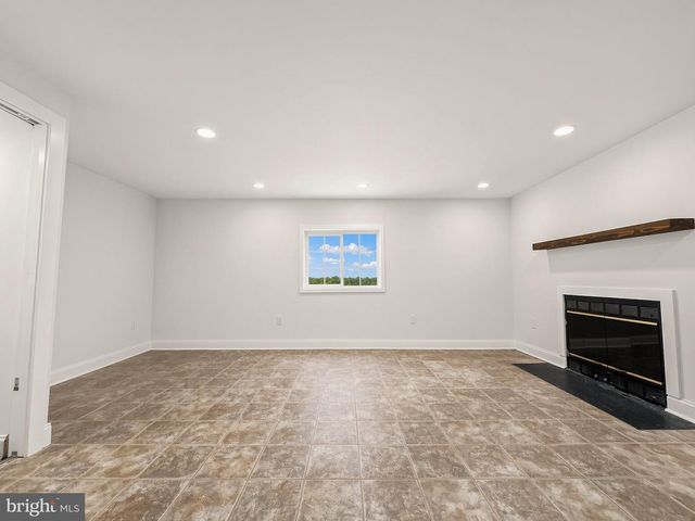 395 VALIANT CIR, Glen Burnie, MD 21061