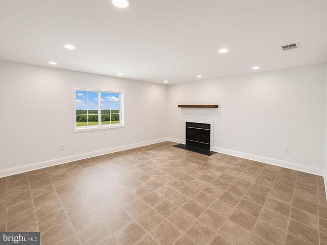 395 VALIANT CIR, Glen Burnie, MD 21061