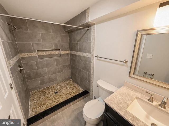 395 VALIANT CIR, Glen Burnie, MD 21061