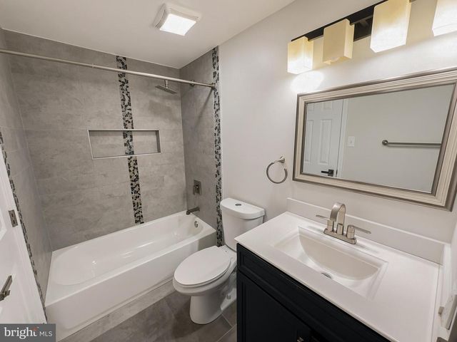 395 VALIANT CIR, Glen Burnie, MD 21061