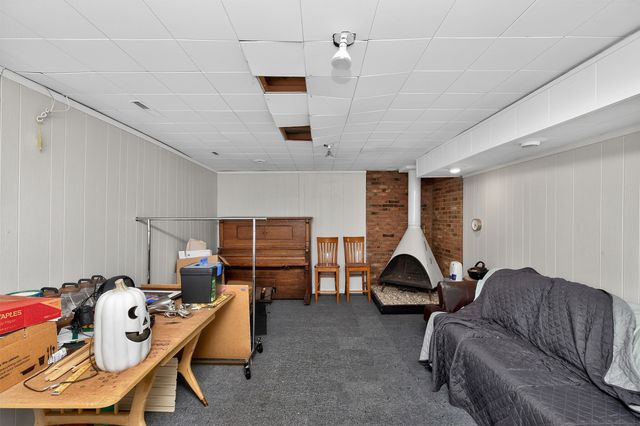 2000 47th Street, Des Moines, IA 50310