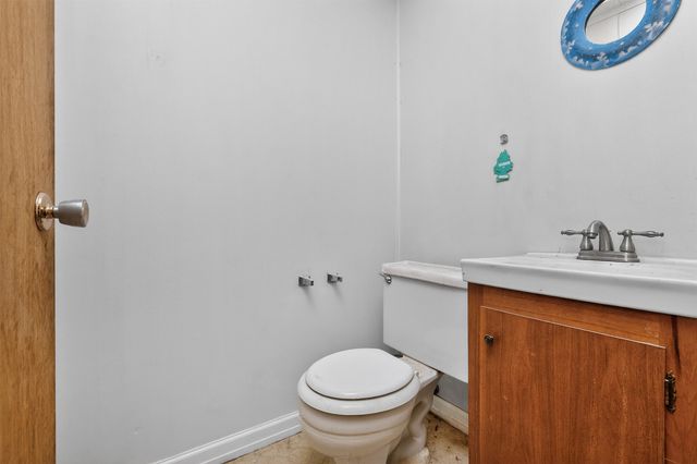 2000 47th Street, Des Moines, IA 50310