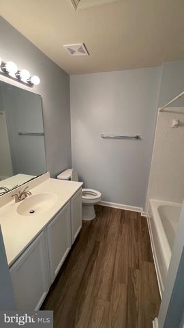 23065 POTOMAC HILL SQ, Sterling, VA 20166