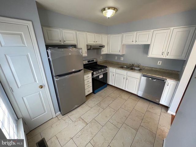 23065 POTOMAC HILL SQ, Sterling, VA 20166
