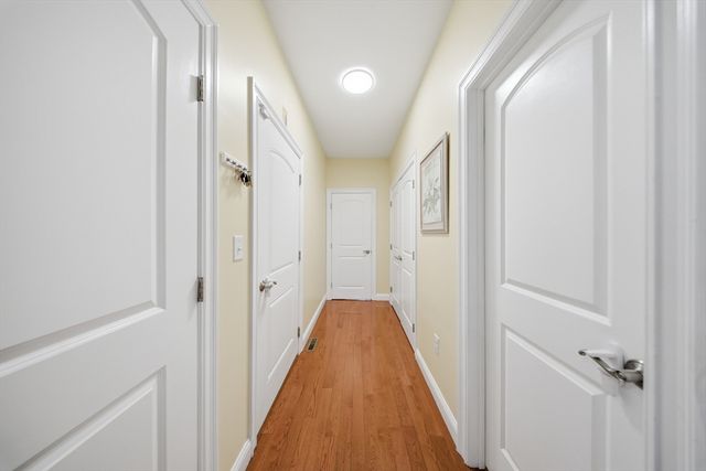 2 Williamsburg Way 2, Medway, MA 02053