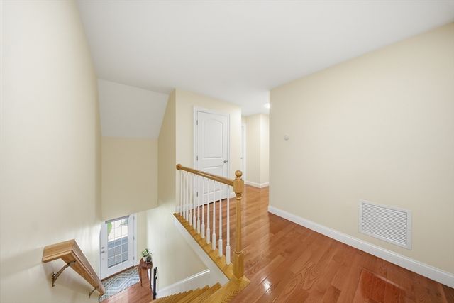 2 Williamsburg Way 2, Medway, MA 02053