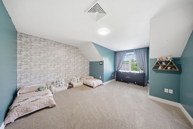 2 Williamsburg Way 2, Medway, MA 02053