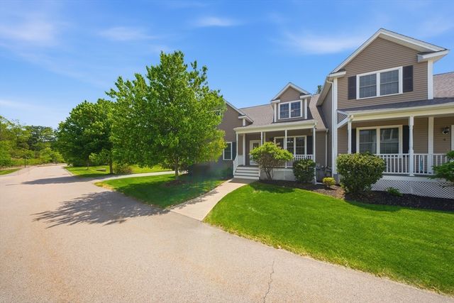 2 Williamsburg Way 2, Medway, MA 02053