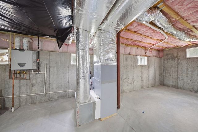 2 Williamsburg Way 2, Medway, MA 02053