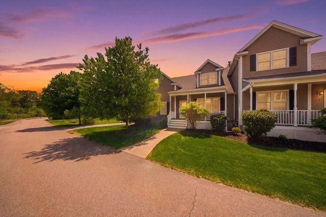 2 Williamsburg Way 2, Medway, MA 02053