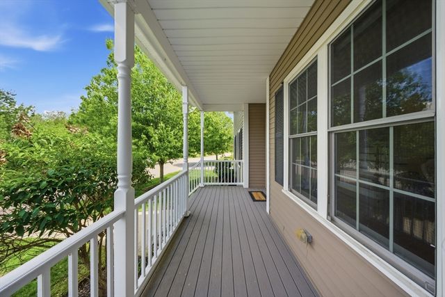 2 Williamsburg Way 2, Medway, MA 02053