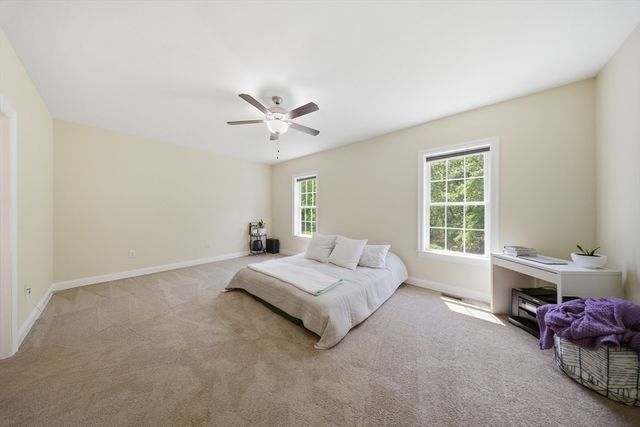 2 Williamsburg Way 2, Medway, MA 02053