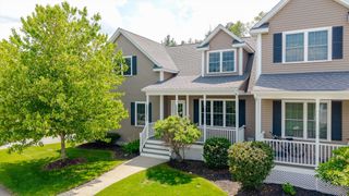 2 Williamsburg Way 2, Medway, MA 02053