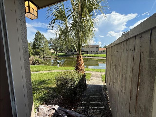 8649 LAKE ISLE DRIVE 182, Temple Terrace, FL 33637